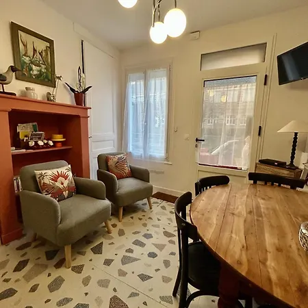 Apartment La Maison Des Ecoliers